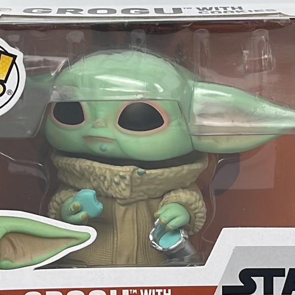 Funko Pop Grogu with Cookies 465 Mandalorian NEW NIB baby yoda star wars - Picture 4 of 12